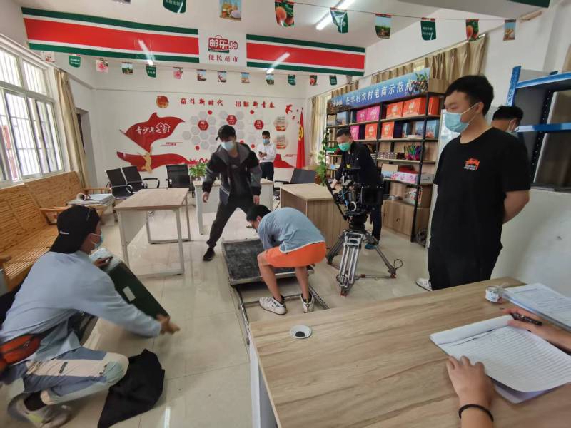遂川县广告片拍摄公司：极简主义践行者，少即是多的视觉哲学